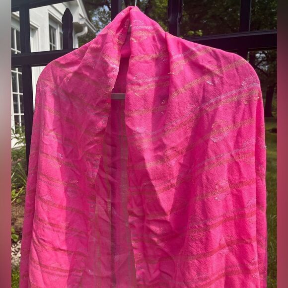J Crew Hot Pink Metallic Pompom Scarf NWT - Picture 6 of 8
